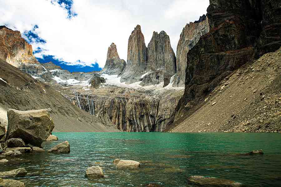 trekking-base-torres-del-paine-2